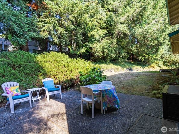 15618 SE 174th Street, Renton WA 98058