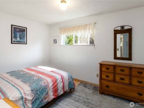15618 SE 174th Street, Renton WA 98058