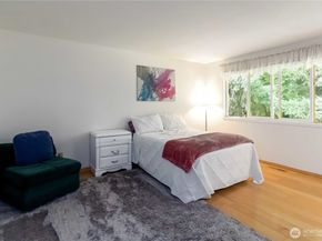 15618 SE 174th Street, Renton WA 98058