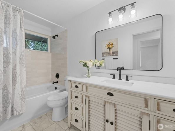 3646 SW 317th Court, Federal Way WA 98023