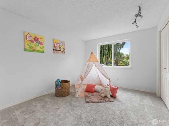 3646 SW 317th Court, Federal Way WA 98023