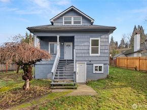 112 Kennebeck Avenue S, Kent WA 98030