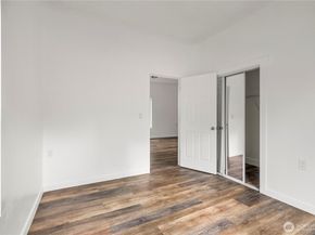 112 Kennebeck Avenue S, Kent WA 98030