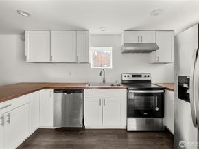 112 Kennebeck Avenue S, Kent WA 98030