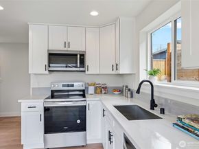1040 S Director Street B, Seattle WA 98108
