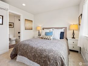 1040 S Director Street B, Seattle WA 98108