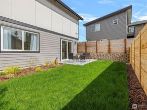 1040 S Director Street B, Seattle WA 98108