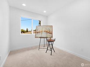 1602 Baker Avenue B, Everett WA 98201