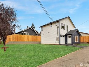 1602 Baker Avenue B, Everett WA 98201