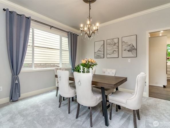 1913 NE 32nd Street, Renton WA 98056