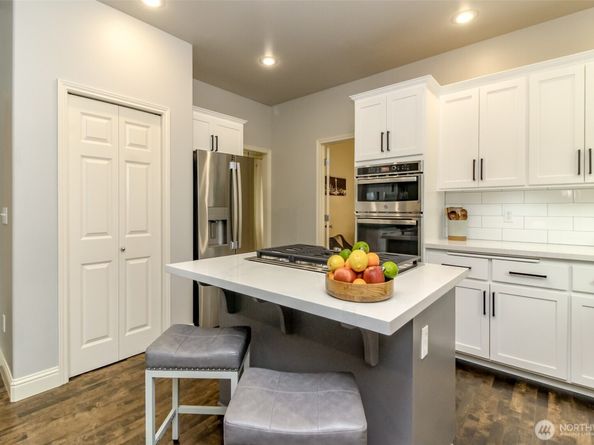 1913 NE 32nd Street, Renton WA 98056