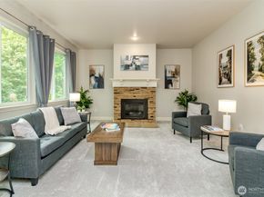 1913 NE 32nd Street, Renton WA 98056