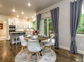 1913 NE 32nd Street, Renton WA 98056