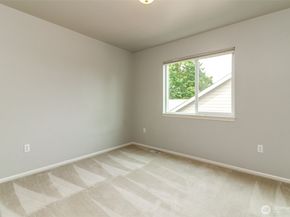 1913 NE 32nd Street, Renton WA 98056