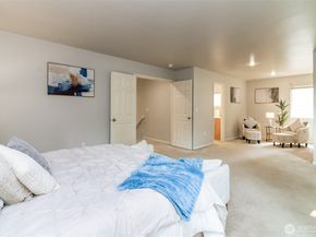 1913 NE 32nd Street, Renton WA 98056
