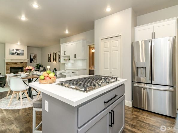 1913 NE 32nd Street, Renton WA 98056