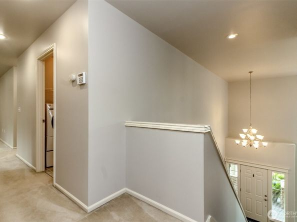 1913 NE 32nd Street, Renton WA 98056