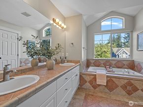 10812 25th Drive SE, Everett WA 98208