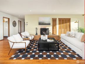 4400 Beach Drive SW, Seattle WA 98116