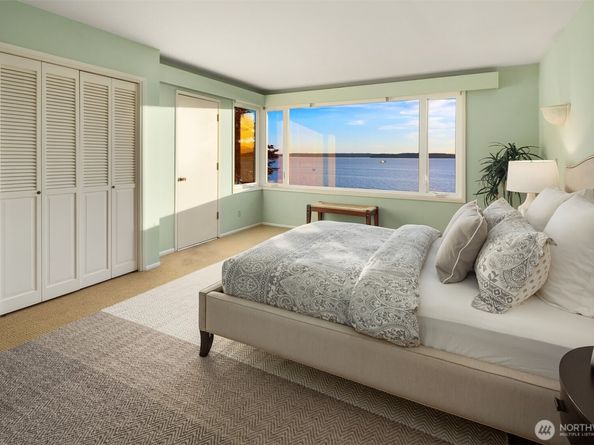 4400 Beach Drive SW, Seattle WA 98116
