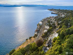 4400 Beach Drive SW, Seattle WA 98116