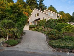4400 Beach Drive SW, Seattle WA 98116