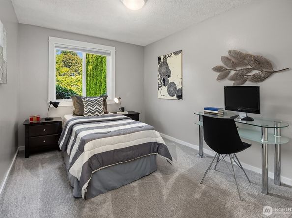 11443 SE 87th Street, Newcastle WA 98056