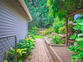 14030 69th Avenue NE, Snohomish WA 98296