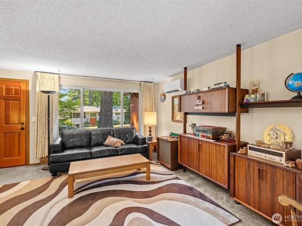 9310 167th Avenue NE, Redmond WA 98052