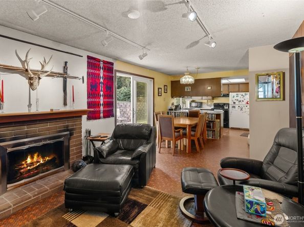 9310 167th Avenue NE, Redmond WA 98052