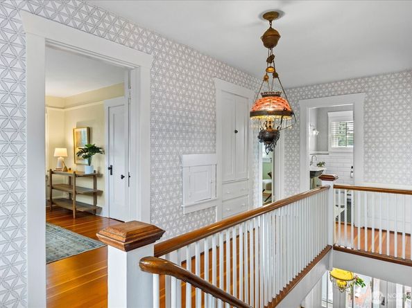 209 Caspers Street, Edmonds WA 98020