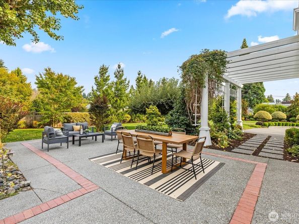 209 Caspers Street, Edmonds WA 98020