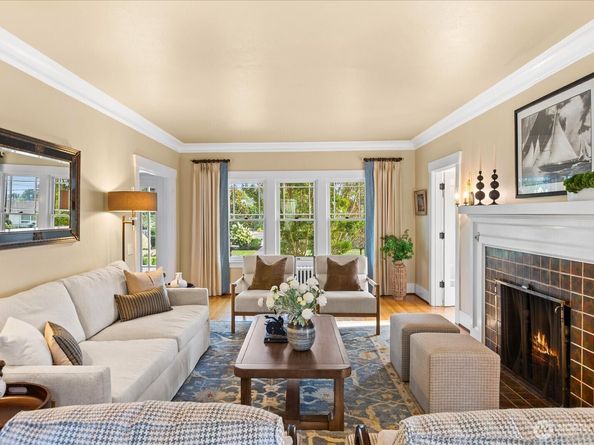 209 Caspers Street, Edmonds WA 98020