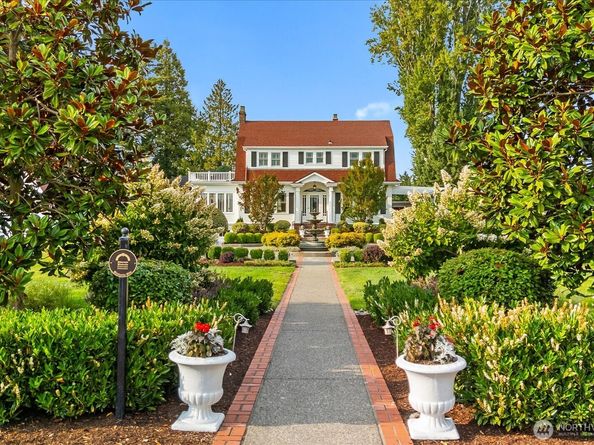 209 Caspers Street, Edmonds WA 98020