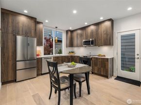 2665 51st Ave SW, Seattle WA 98116