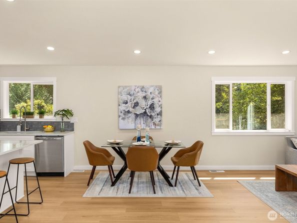 20420 NE Woodinville Duvall Road, Woodinville WA 98077