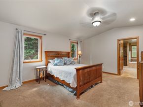 15115 78th Ave NE, Kenmore WA 98028
