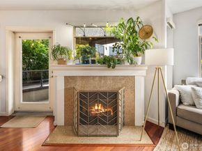 1000 Aurora Avenue N N210, Seattle WA 98109