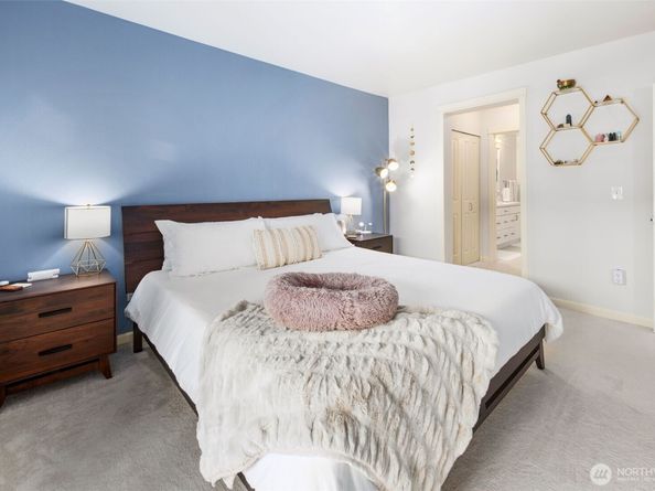 1000 Aurora Avenue N N210, Seattle WA 98109