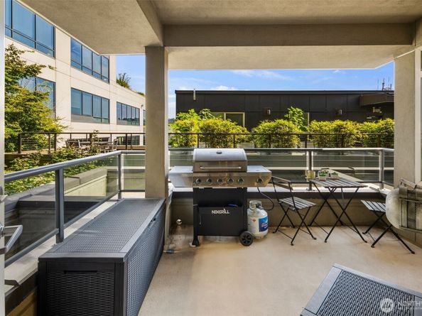 1000 Aurora Avenue N N210, Seattle WA 98109