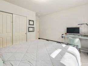 1000 Aurora Avenue N N210, Seattle WA 98109