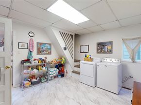 912 Pleasant Avenue, Bremerton WA 98337