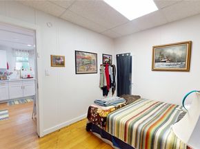 912 Pleasant Avenue, Bremerton WA 98337