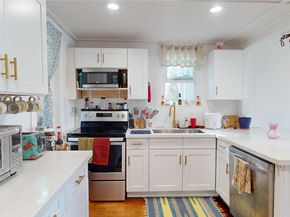 912 Pleasant Avenue, Bremerton WA 98337