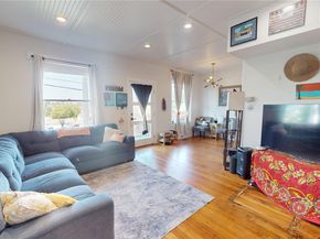 912 Pleasant Avenue, Bremerton WA 98337