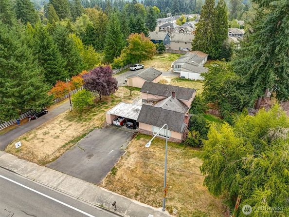 13041 & 13045 SE 208th Street, Kent WA 98031