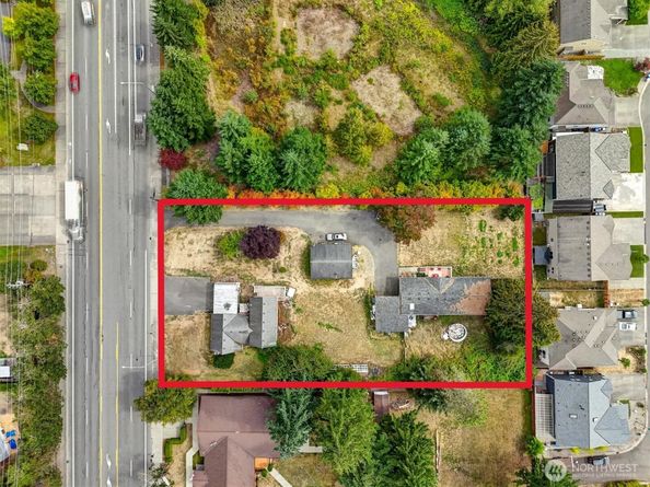 13041 & 13045 SE 208th Street, Kent WA 98031