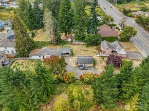 13041 & 13045 SE 208th Street, Kent WA 98031