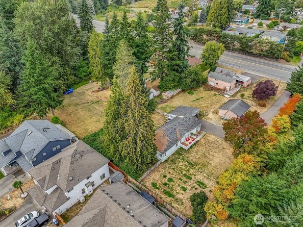 13041 & 13045 SE 208th Street, Kent WA 98031