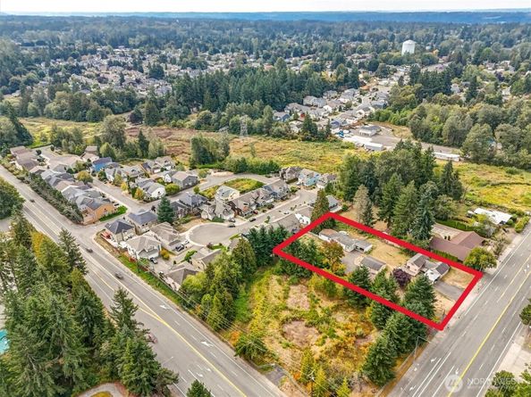 13041 & 13045 SE 208th Street, Kent WA 98031